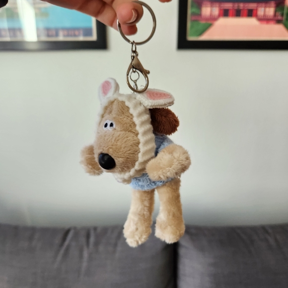 Keychain‼️ (3/$25) - Picture 3 of 4